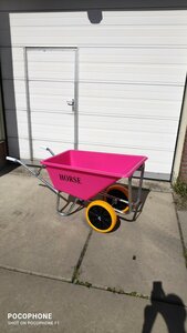 Kruiwagen met antilek banden